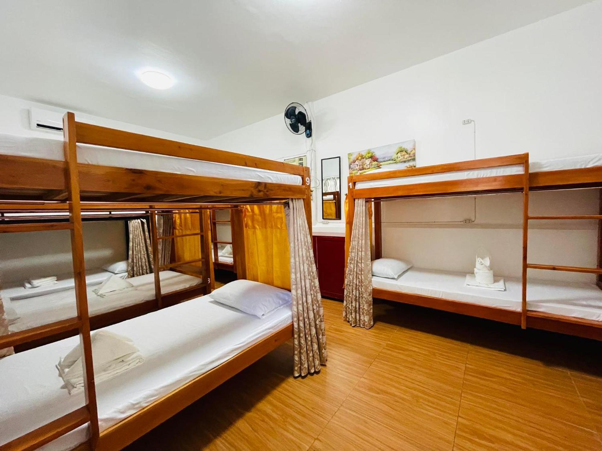 3 Sisters Guest House Moalboal Extérieur photo