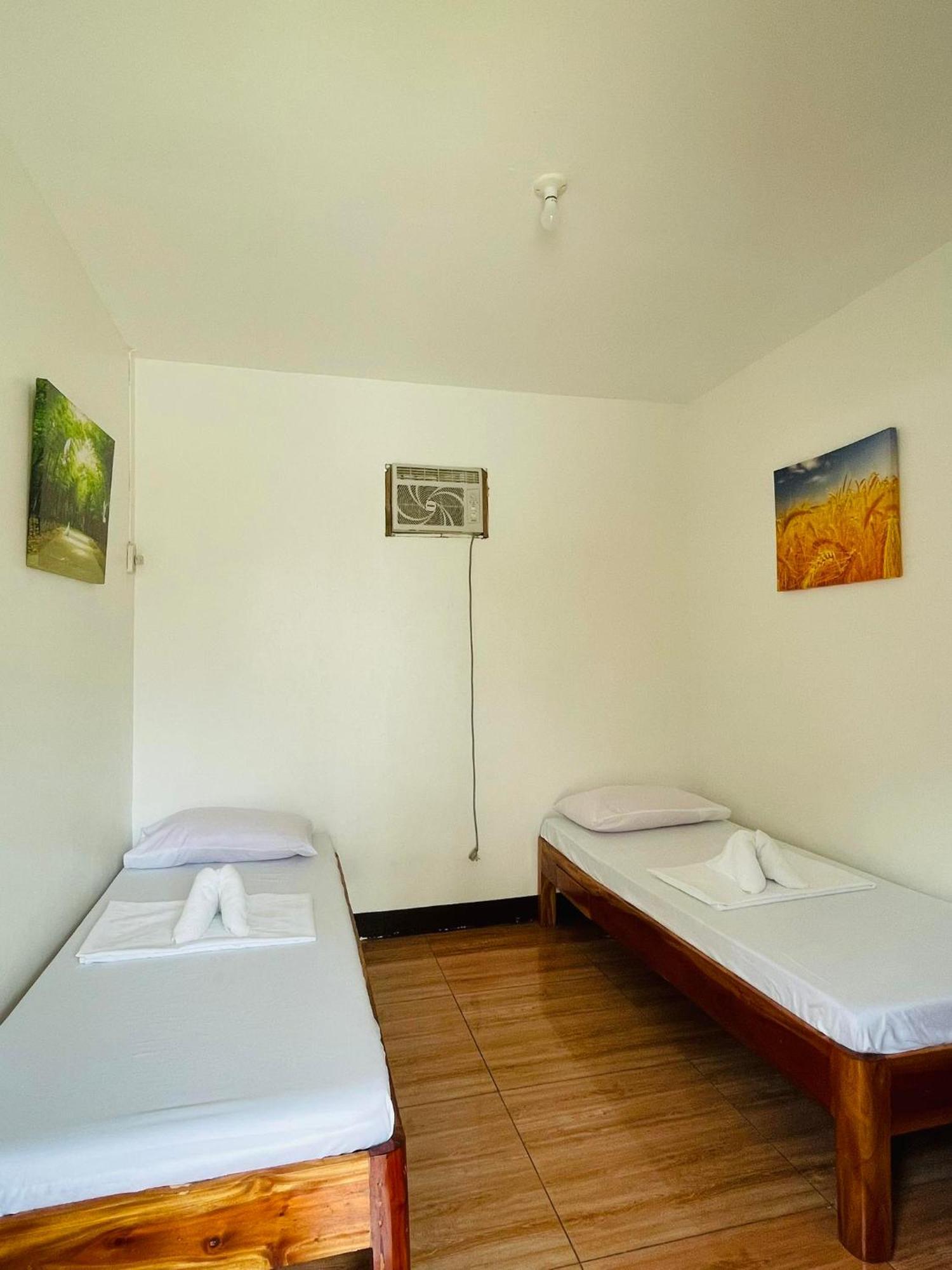 3 Sisters Guest House Moalboal Extérieur photo