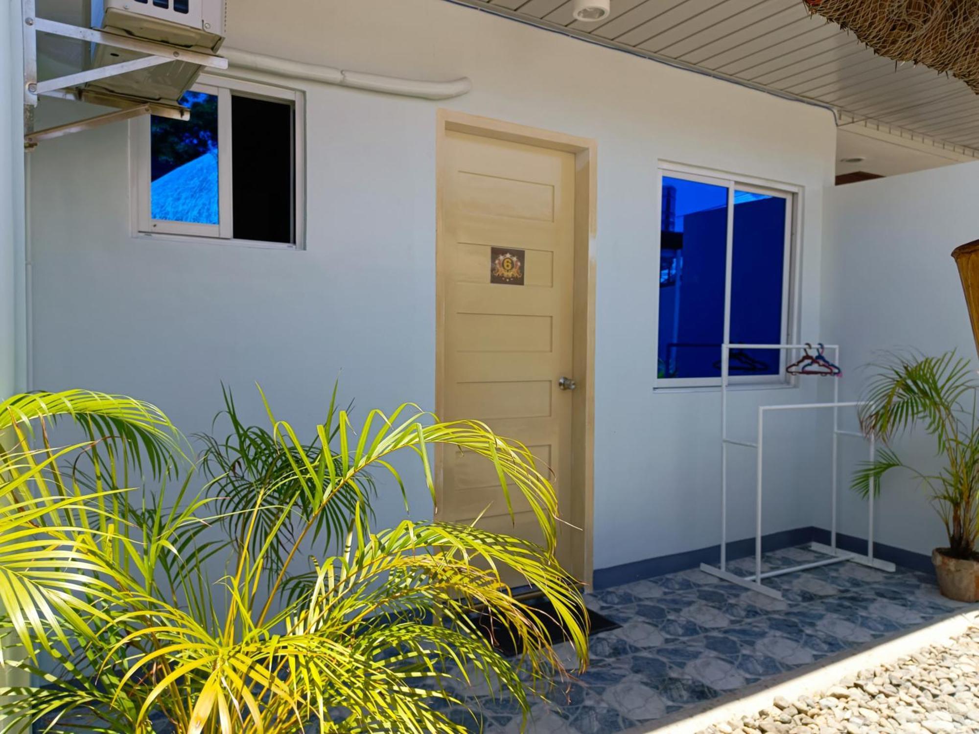 3 Sisters Guest House Moalboal Extérieur photo