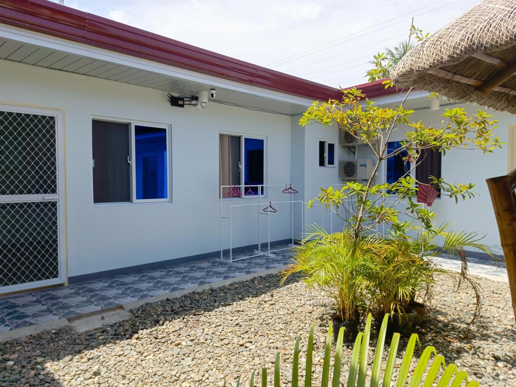 3 Sisters Guest House Moalboal Extérieur photo
